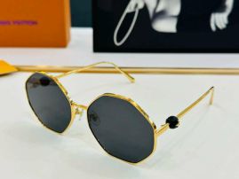 Picture of LV Sunglasses _SKUfw57312944fw
